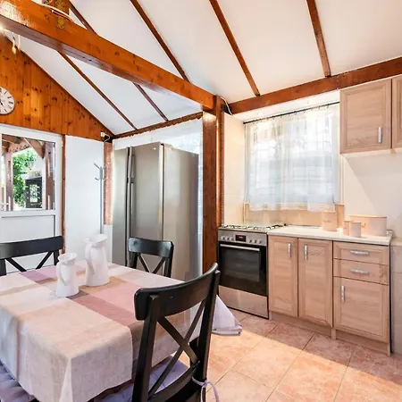 Appartement Eleni *