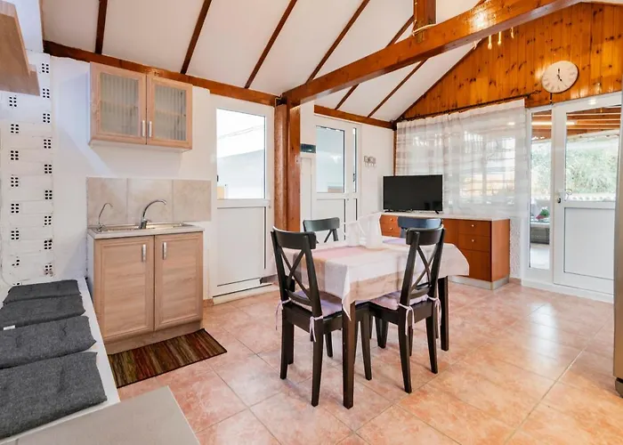 Eleni Appartement Soroni